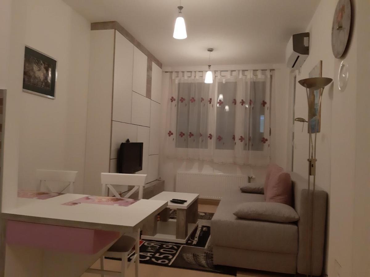 Apartman Ladybug Banyaluka Dış mekan fotoğraf