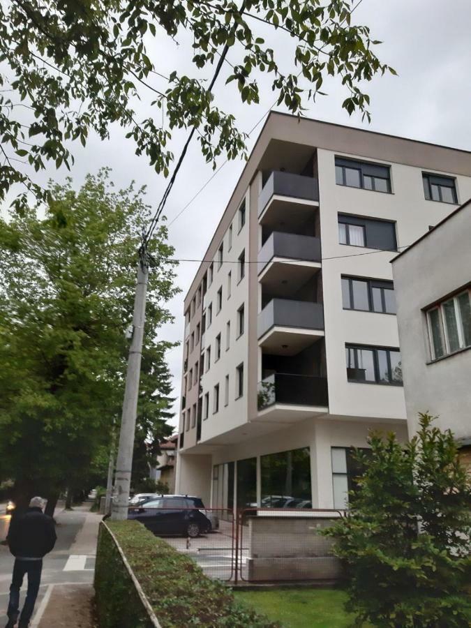 Apartman Ladybug Banyaluka Dış mekan fotoğraf